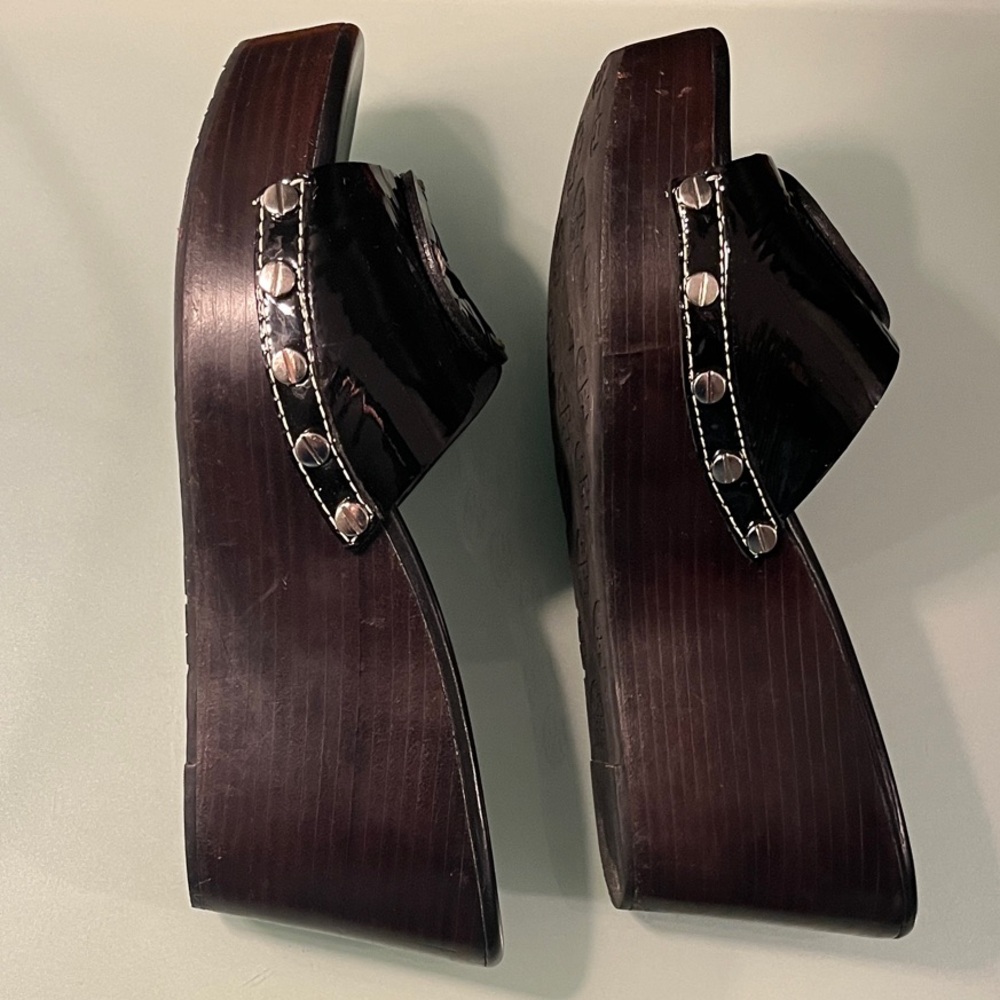 Tory Burch Patent leather Patti Black Platform Slide Sandals - Picture 6 of 9